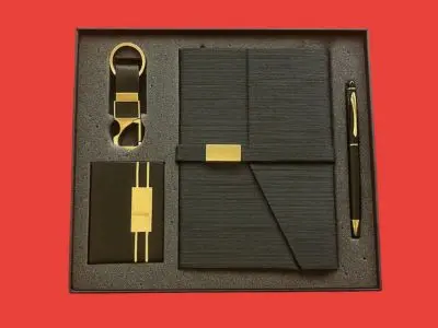 Diaries ( MODEL NO – 8033-2 ) ( 4 IN 1 ) MATERIAL DIARY – PU PEN – METAL CARD HOLDER – METAL KEYCHAIN – METAL