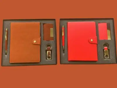 Diaries ( MODEL NO – 8030-5 ) ( 4 IN 1 ) MATERIAL DIARY – PU PEN – METAL CARD HOLDER – METAL KEYCHAIN – METAL