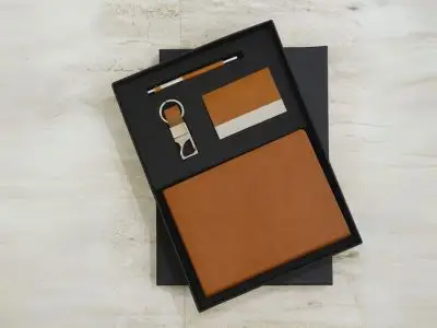 Diaries ( MODEL NO – 8030-11 ) ( 4 IN 1 ) MATERIAL DIARY – PU PEN – METAL CARD HOLDER – METAL KEYCHAIN – METAL